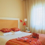 color-in-bedroom-one-basic2-1.jpg