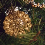 color-of-new-year-gold2-9.jpg