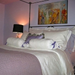 combo-frosted-purple-and-white-in-bedroom4-1.jpg