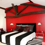 combo-red-black-white-bedroom1.jpg