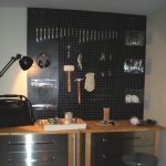creative-organizing-things-with-pegboard8-3