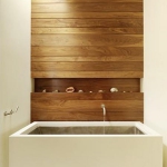 creative-storage-in-bathroom-niche12.jpg
