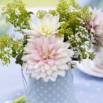 dahlias-bouquets-in-different-shades1-1.jpg