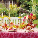 delightful-dahlias-in-table-setting2-3.jpg