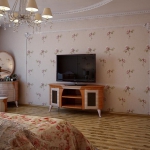 digest104-feminine-bedroom-boudoir14-2.jpg