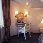 digest104-feminine-bedroom-boudoir16-4.jpg