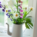 dining-ware-as-floral-vases2-4.jpg