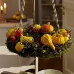 fall-table-setting-in-harvest-theme-hanging-decor1.jpg