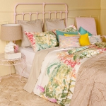 floral-summer-trends2012-by-zh-bedding1-8.jpg