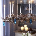 hanging-ny-decor-over-table4.jpg