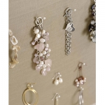 how-to-organize-jewelry-on-wall16.jpg