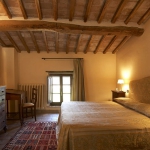 italian-traditional-bedrooms-color1-3.jpg