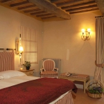 italian-traditional-bedrooms-color4-4.jpg