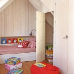 kidsroom-in-attic3-5.jpg