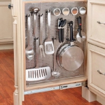 kitchen-storage-solutions-pull-out3-5.jpg