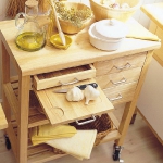 kitchen-storage-solutions-pull-out6-3.jpg