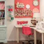 pegboard-in-homeoffice-and-craftrooms-decor1-1
