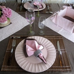 pink-and-wenge-table-set2-7.jpg