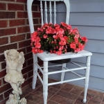 planting-flowers-in-chairs2-13.jpg