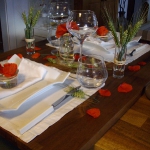 poppy-decorated-table-setting1-7.jpg