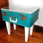 recycled-suitcase-ideas-table5.jpg
