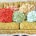 recycled-sweater-pillows-decorating2-2.jpg
