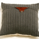 recycled-sweater-pillows-decorating6-2.jpg
