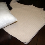 recycled-sweater-pillows-diy1-1.jpg