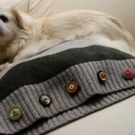 recycled-sweater-pillows-pet-bed2.jpg