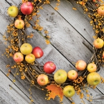 red-yellow-apples-autumn-decorations1-5.jpg