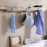 simple-clothes-hooks-decorating-ideas5-1