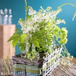 spring-decor-ideas-from-lily-of-the-valley-vases-style1-5