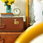 suitcase-and-trunk-as-bedside-table2-8.jpg