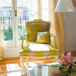 yellow-accents-in-interior-furniture7.jpg