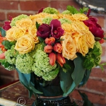 yellow-and-other-flowers-centerpiece-ideas2.jpg